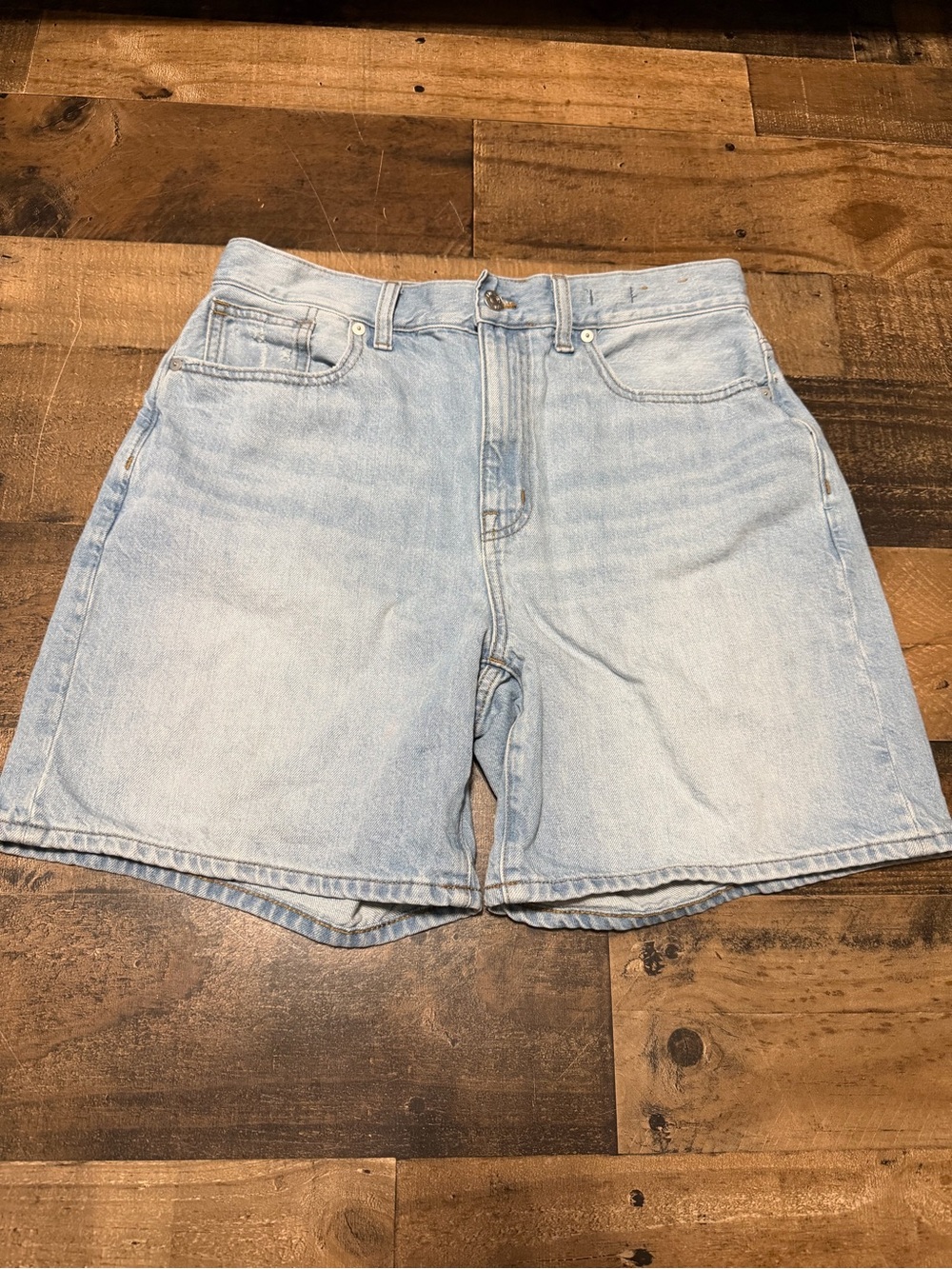 Madewell Baggy Jean Shorts - Picture 2 of 5
